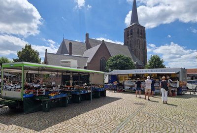 markt moergestel