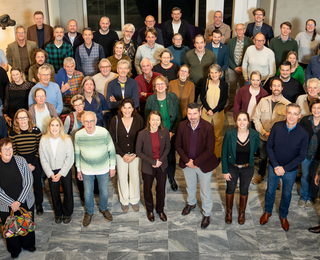 Groep mensen op een foto 