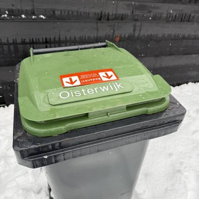 afvalcontainer gft sneeuw oisterwijk