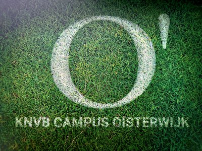 afbeelding grasveld met tekst KNVB Campus Oisterwijk