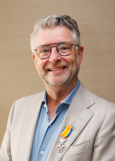 De heer Toine van de Klundert De heer Toine van de Klundert